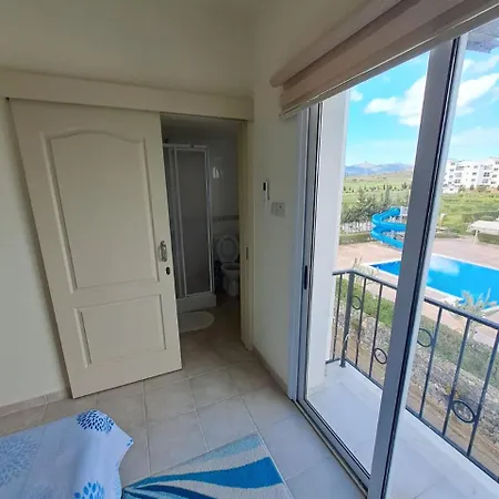 Sapphire L44 Apartament *